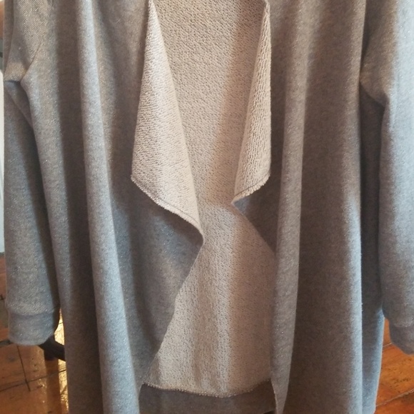 SALE!🇺🇸❤Juicy Couture❤hooded Sweatshirt - Picture 3 of 7